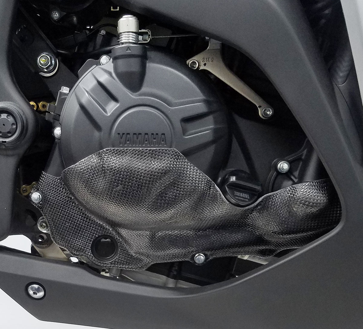 Graves yamaha r3 carbon and kevlar moto america approved right side clutch case cover