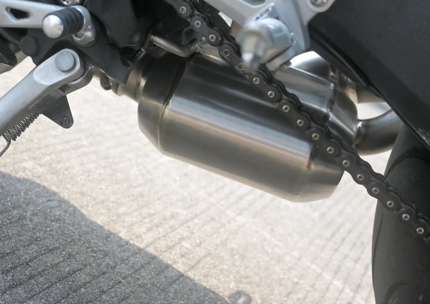 Vandemon Triumph Speed Triple 1200RS & RR Bimodal Titanium Stealth Slip-On Muffler TRIUM120SPDMUFB