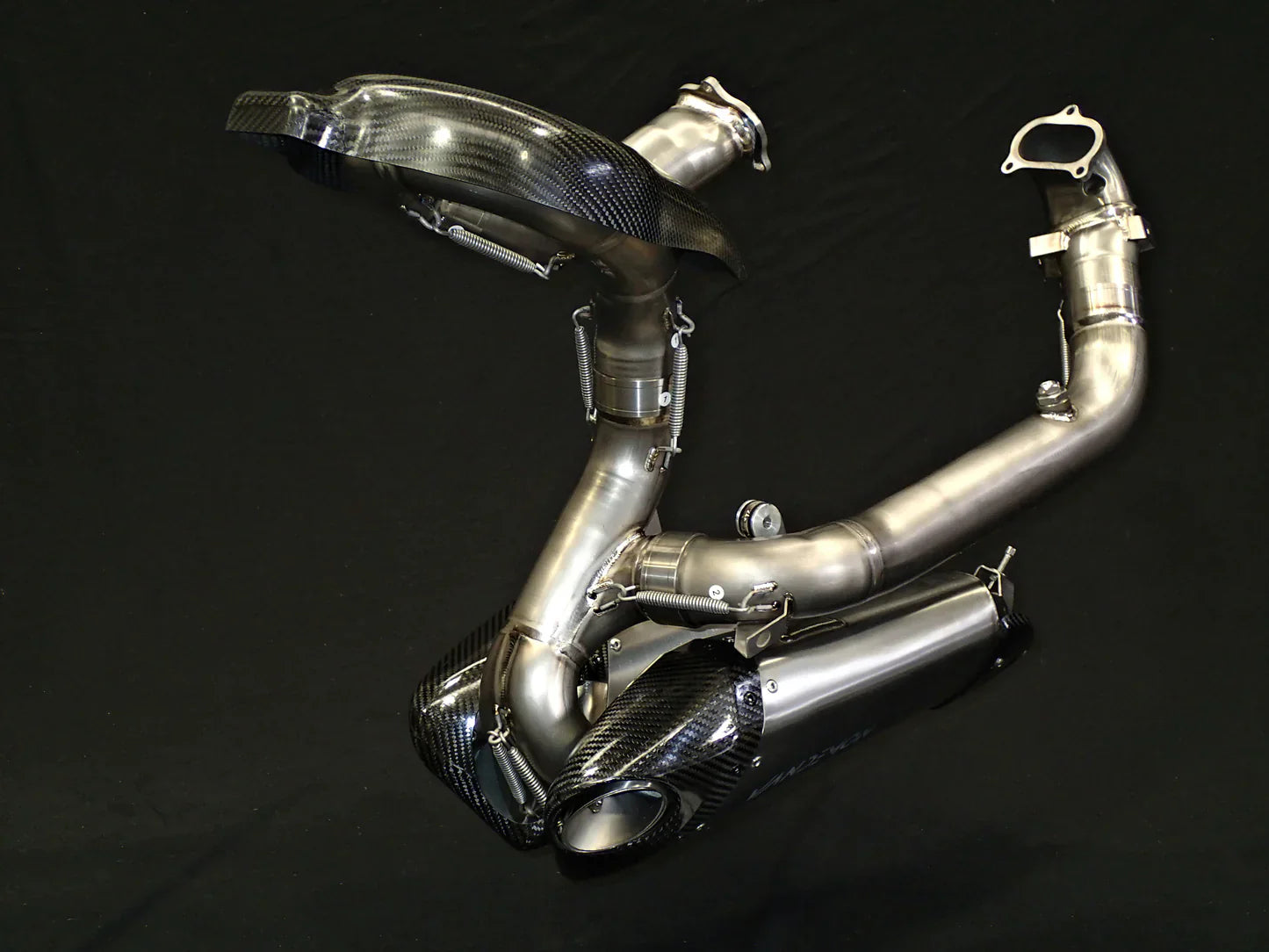 Vandemon Ducati V2 Panigale & Streetfighter Titanium Low Mount Exhaust System 2019-24 DUCV2TIEXHSBELA