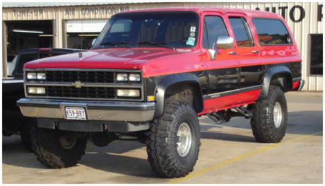 Bushwacker 75-80 Chevy K10 Suburban Cutout Style Flares 2pc - Black 40004-11