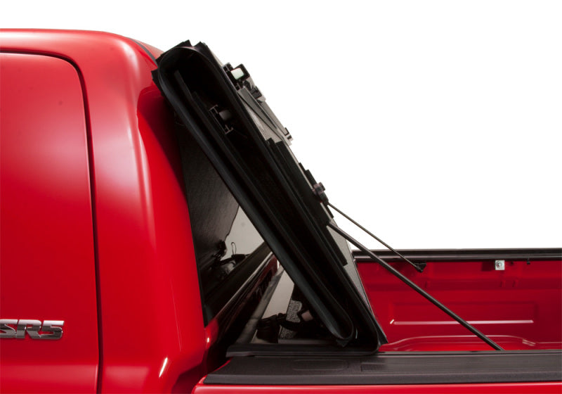 BAK 16-20 Toyota Tacoma 5ft Bed BAKFlip FiberMax 1126426