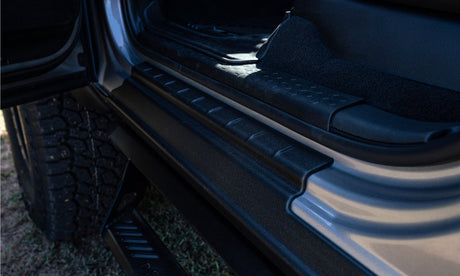 Bushwacker 07-21 Toyota Tundra CrewMax Trail Armor Rocker Panel 4pc - Tex. Black 14136