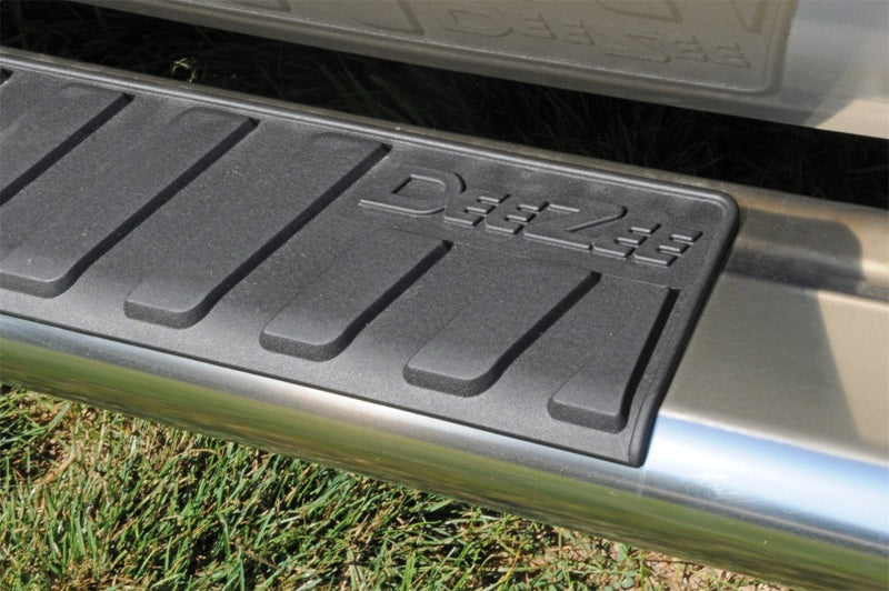 Deezee 99-23 Chevrolet/GMC/Dodge/Ford Full Size Truck Tubes - 6In Oval - Stainless Steel (CrewCab) DZ 16123