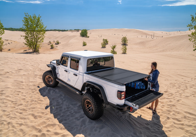 BAK 2020 Jeep Gladiator 5ft Bed BAKFlip MX4 448701