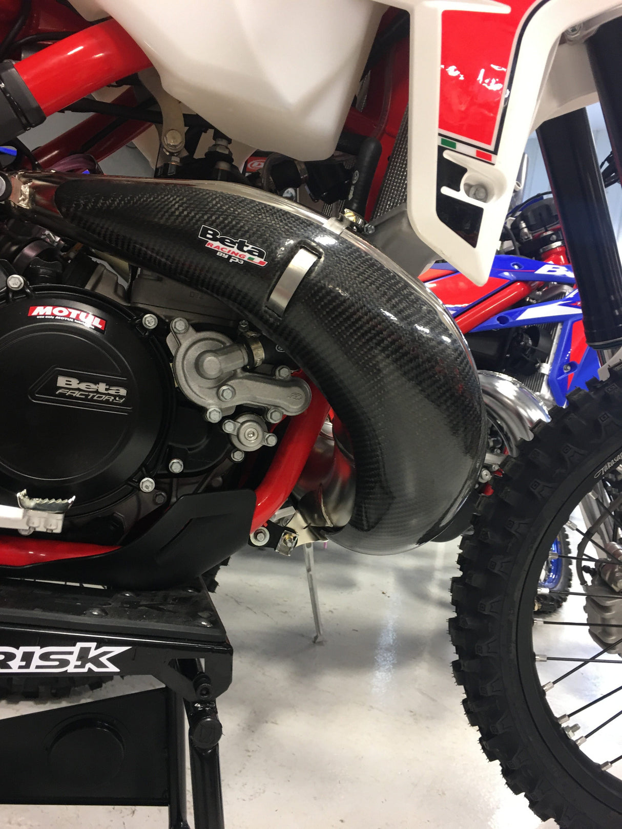 P3Pipe Guard Carbon Fiber Max109065