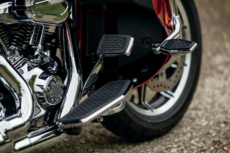 KURYAKYN Hex Driver Floorboards - Chrome 5900