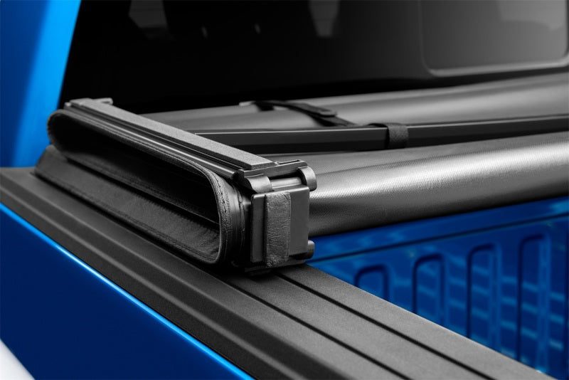 Lund 14-21 Toyota Tundra (6.5ft. Bed) Genesis Tri-Fold Tonneau Cover - Black 950121