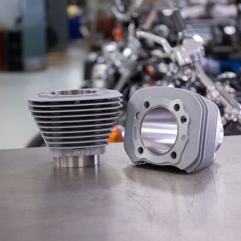 S&S Cycle 86-21 Sportster Models 1250cc 3 9/16in Bore Cylinder Set - Silver 910-0693