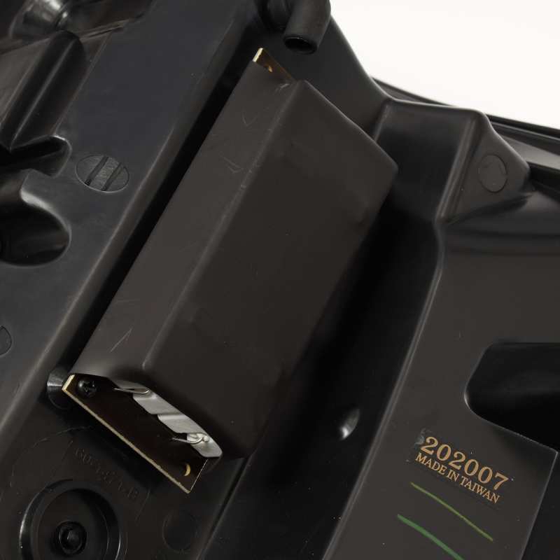 AlphaRex 14-18 Chevrolet Silverado 1500 PRO-Series LED Tail Lights Jet Black 620010