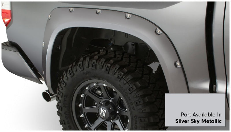 Bushwacker 16-18 Toyota Tundra Fleetside Pocket Style Flares 4pc 66.7/78.7/97.6in Bed - Silver Sky 30918-53