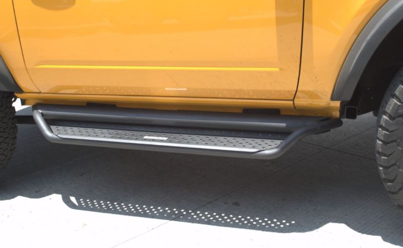 Go Rhino 2021+ Ford Bronco Dominator Extreme D1 Side Steps w/Brackets - Textured Black D14131T