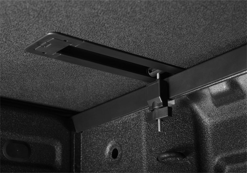 Extang 2023 Chevy/GMC Canyon/Colorado (5ft. 2in. Bed) Solid Fold ALX 88352