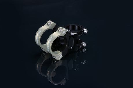 Renthal Apex 35 Handlebar Clamp 50 mm. STM119-BKAG