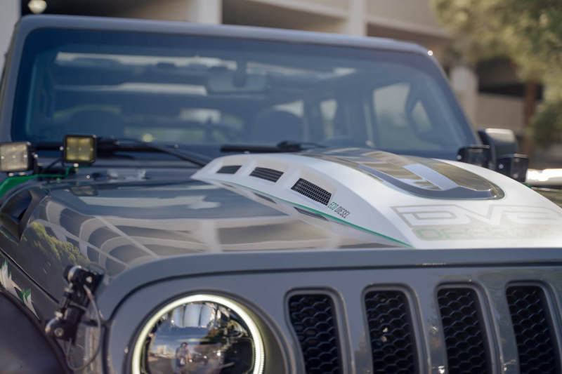 DV8 Offroad 18+ Jeep JL Heat Dispersion Hood - Primer Black HDMBJL-01