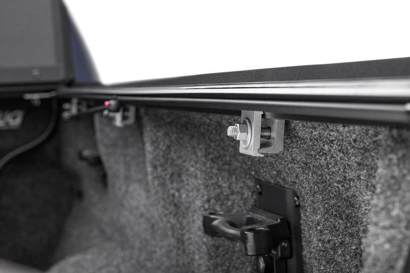 Extang 19-23 Chevy/GMC Silverado/Sierra 6.6ft. Bed Endure ALX 80457
