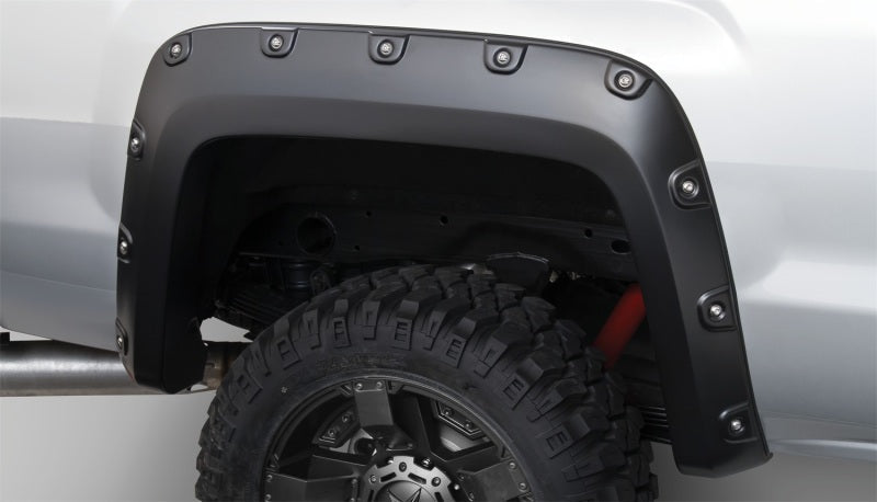 Bushwacker 15-18 GMC Sierra 2500 HD Boss Pocket Style Flares 4pc 78.8/97.6in Bed - Black 40968-02
