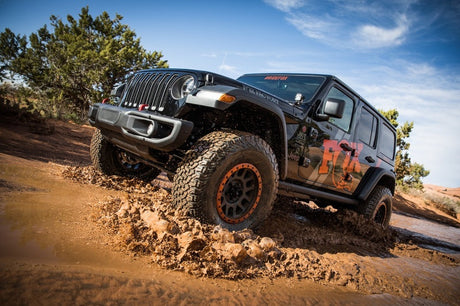 Fox 18+ Jeep JL 2.0 Performance Series 12.2in. Smooth Body Reservoir Rear Shock / 3.5-4in. Lift 985-24-186