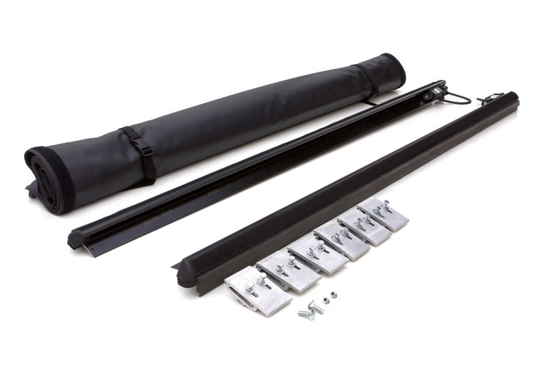 Lund 07-17 Chevy Silverado 1500 (5.5ft. Bed) Genesis Elite Roll Up Tonneau Cover - Black 96892