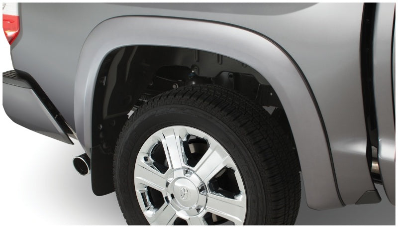 Bushwacker 14-18 Toyota Tundra Fleetside OE Style Flares 2pc 66.7/78.7/97.6in Bed - Black 30038-02
