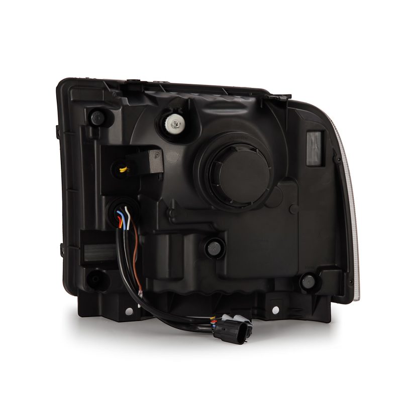 AlphaRex 05-07 Ford Super Duty/Excursion LUXX-Series LED Projector Headlights - Alpha-Black 880316