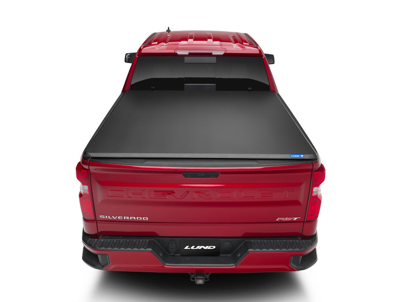 Lund 19-23 Chevrolet Silverado 1500 (5.5ft. Bed) Genesis Tri-Fold Tonneau Cover - Black 950292