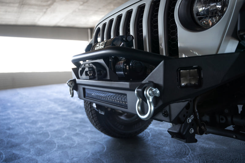 DV8 Offroad 18-23 Jeep Wrangler JL / 20-23 Jeep Gladiator JT FS-7 Mid-Width Winch Front Bumper FBJL-07