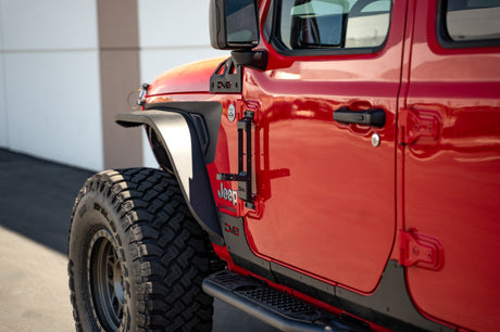DV8 Offroad 07-23 Jeep Gladiator/Wrangler JT/JK/JL Hinge Mounted Step STJL-04