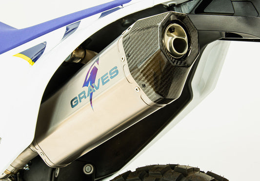 GRAVES Escape Slip-on de Titanio - Tapa de Carbono KTM 690 Enduro R 2014-2018 - Husqvarna 701 Enduro R /SUPER MOTO 2016 - 2023 EXK-14690-SOT