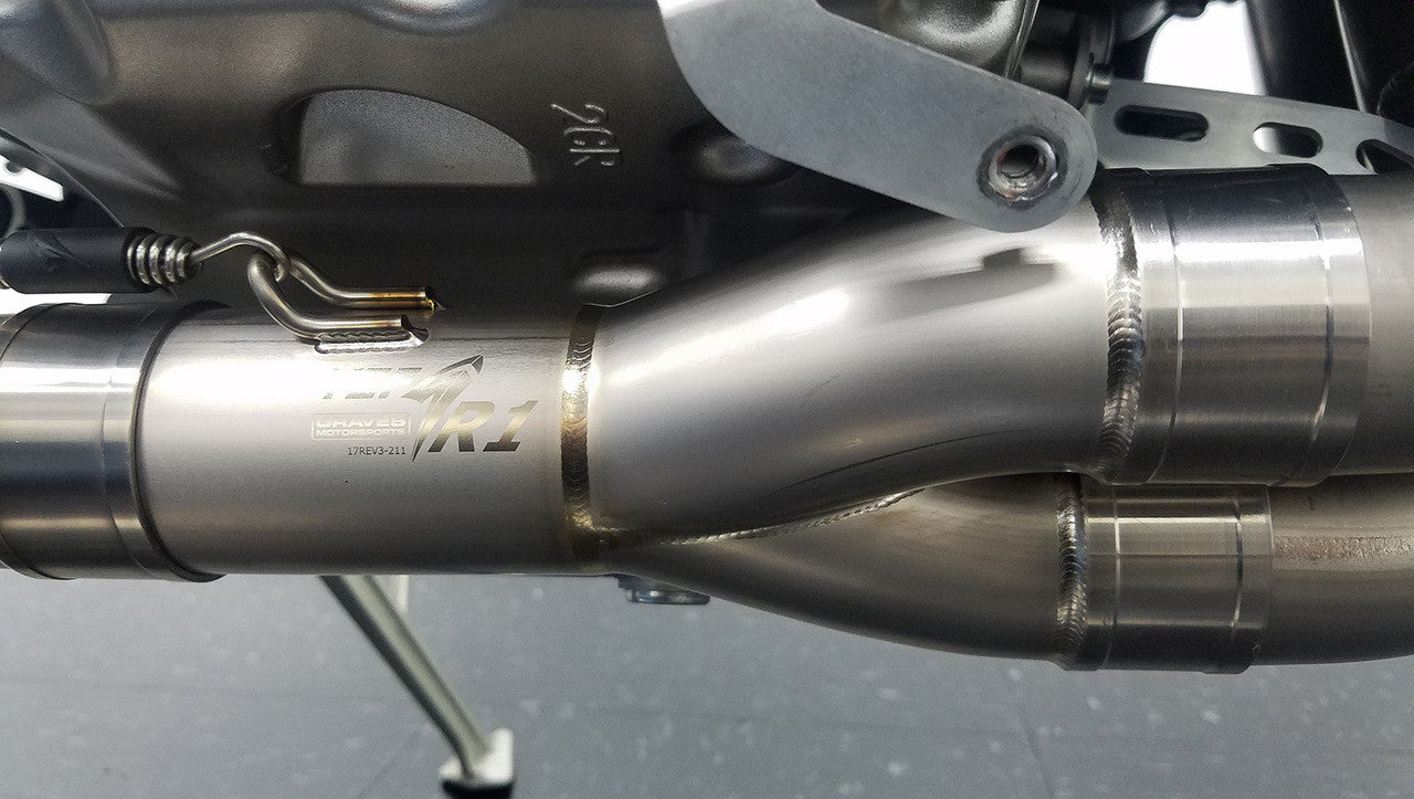 Graves Motorsports R1 Full Titanium Exhaust System With Carbon 200mm Silencer 15-23  Exy-17r1-Ftc20